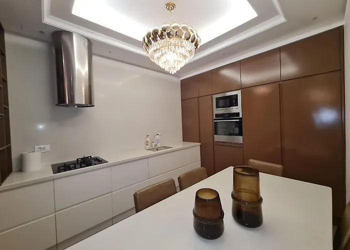 Urban Elegance Тирана